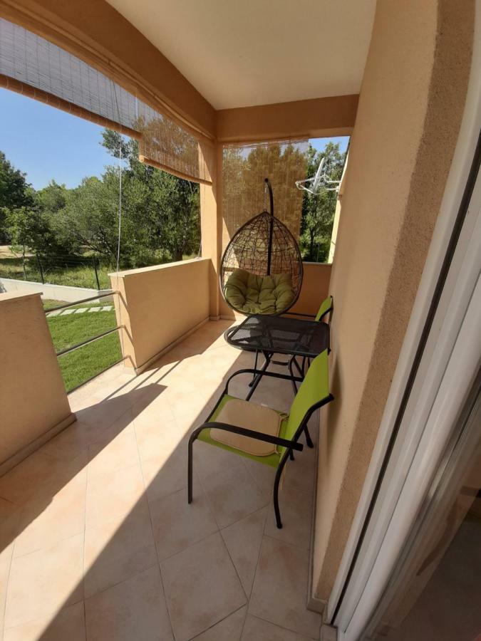 Apartmani Lea Starigrad Paklenica Exterior photo