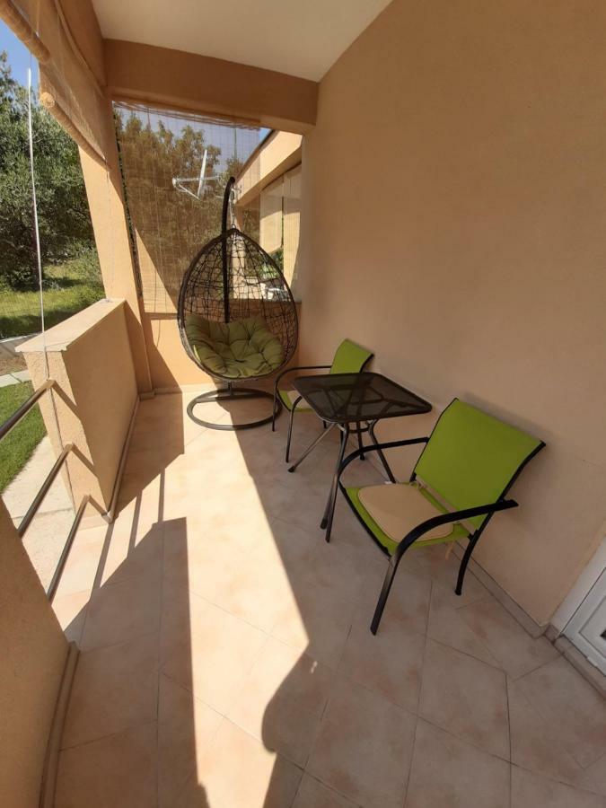 Apartmani Lea Starigrad Paklenica Exterior photo